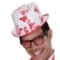 Sombrero copa blanco ensangrentado