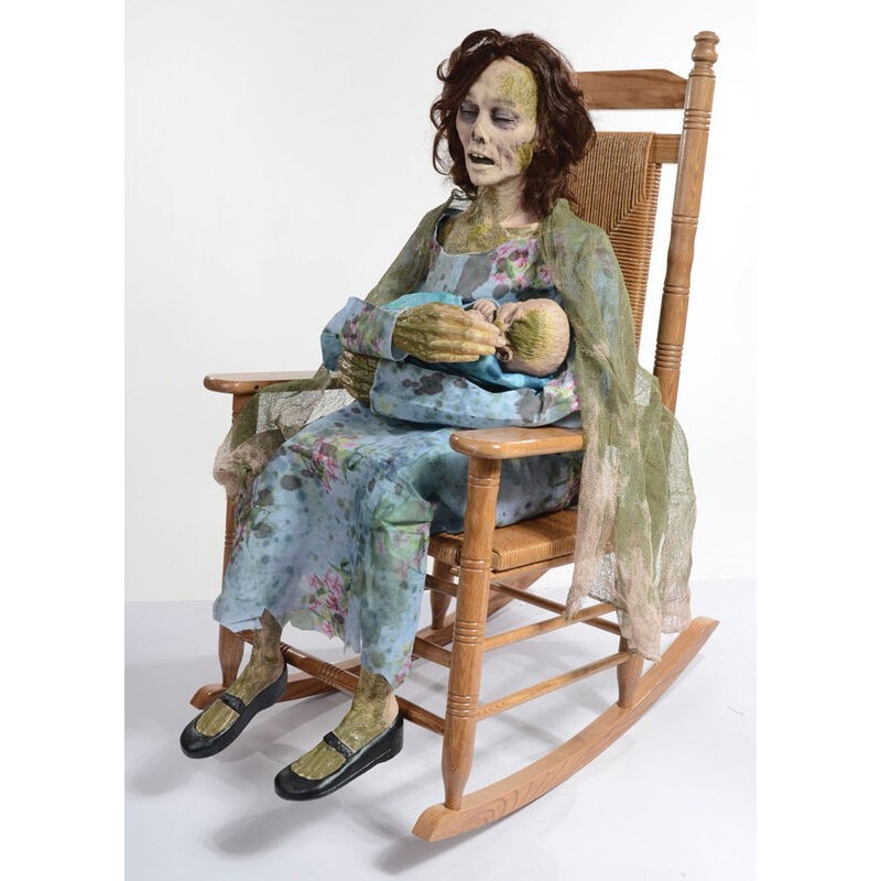 Figura animada de Mamá zombie con bebe