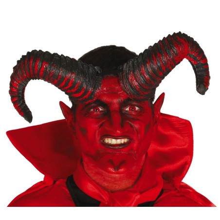 Cuernos demonio o bestia