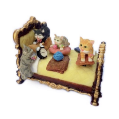 Cama musical con gatos con movimiento 8435525832478 17391MA 47136